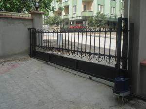 yanakayar bahçe kapısı