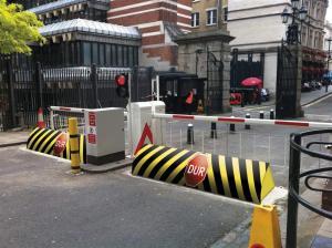 https://www.aldkapi.com/en/road-blocker/